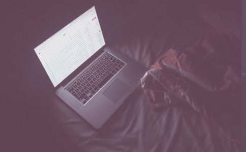 熬夜與未來(lái)作文