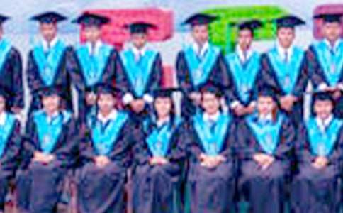 有關(guān)高中畢業(yè)的抒情作文