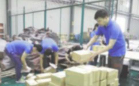 �}�܆T��(g��)������棨��(y��u)�㣩