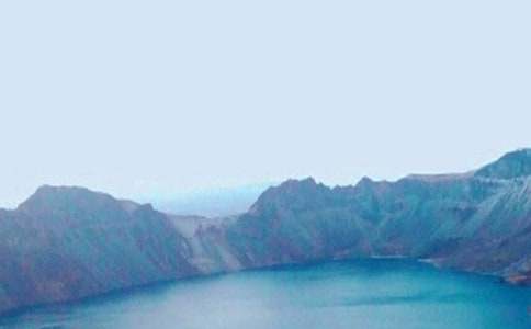 長(cháng)白山瀑布作文