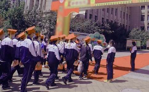 ʮ�˚q���˶Y���L(ch��ng)���Z(y��)