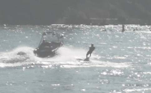 關(guān)于沖浪作文300字四篇