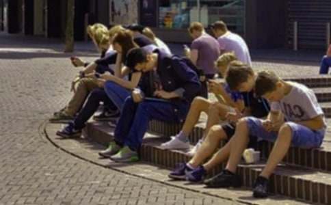 寫(xiě)我的大學(xué)生活的作文