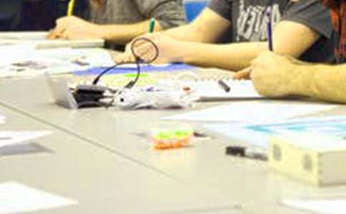 ��W(xu��)����đ�2000�����ģ�ͨ��19ƪ��