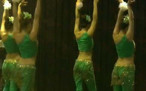 傣族的民風(fēng)民俗作文