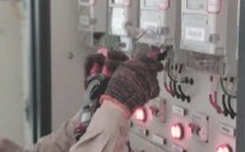 һ�����쎟���C늹��̡���ǰģ�M����