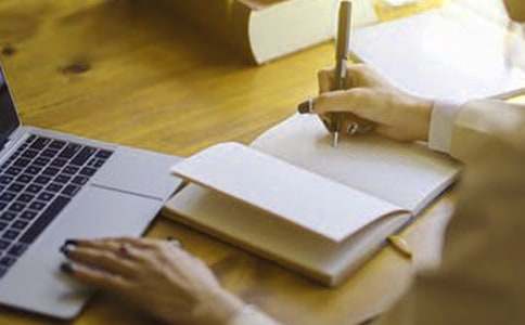 �����cƫҊ(ji��n)�x�������2000��