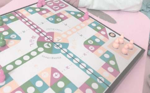 下飛行棋小學(xué)生作文