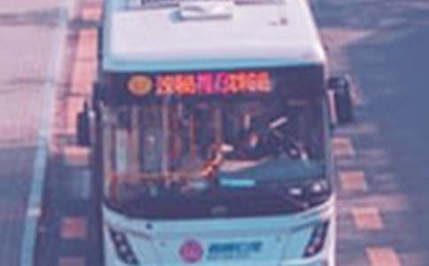 發(fā)生在公共汽車(chē)上的一件事作文