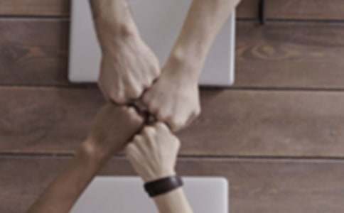 �Ą��\��(d��ng)�T�Ķ����R�~