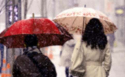 �P(gu��n)�ں�����(l��i)�R���꼉���ģ�ͨ��16ƪ��