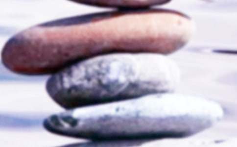 �����YԴHR�����˲��T(m��n)֮�g�ġ���ƽ�փԡ�