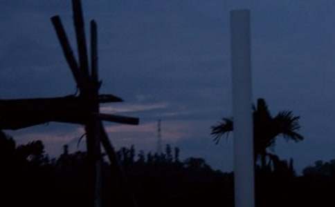 �ں�ҹ�������ĸ��X(ju��)�����������400��