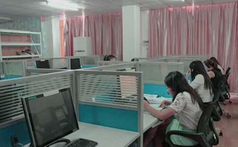 話(huà)務(wù)員個(gè)人工作自我總結4篇