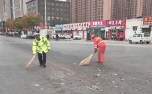 �����еĭh(hu��n)�l����������