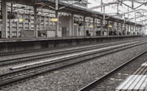 �ͽ��ȥ��܇(ch��)վ300������