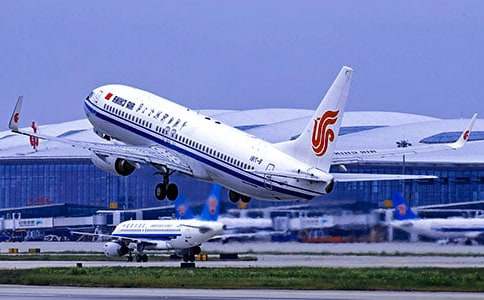 參觀(guān)新白云機場(chǎng)700字