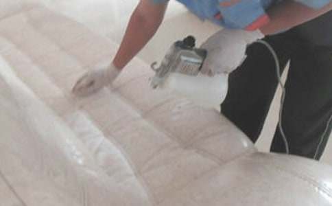 (推薦)家政服務(wù)協(xié)議范本