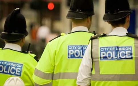 �������˽�������700�֣����x28ƪ��