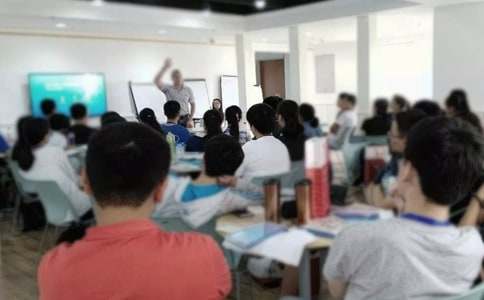 ���꼉�Ե����c���ν̌W(xu��)Ӌ��