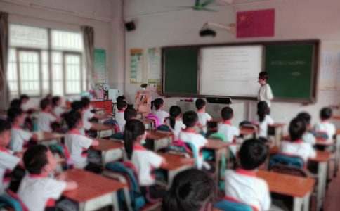 ������֮������Ʒ�̌W(xu��)�OӋ