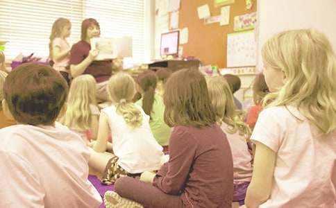 ������}��(y��u)�|(zh��)�n�̰����̌W(xu��)��˼��΢Ц��