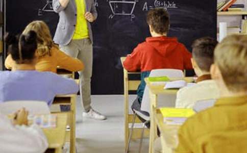 С�W(xu��)������ȫ�������}����(hu�� )�̰���ͨ��13ƪ��