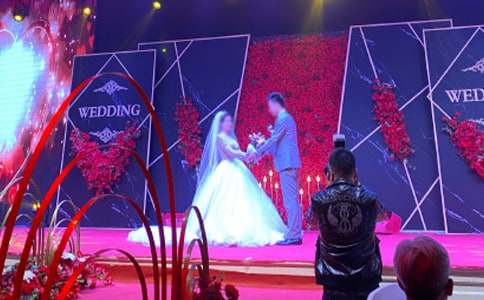 ���ѽY��c���ϵ��R�~