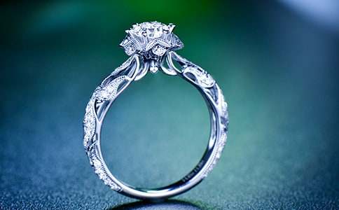 蘇里曼大帝的戒指童話(huà)故事