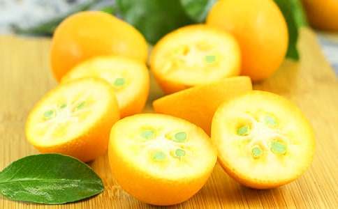 描寫(xiě)金桔樹(shù)的作文