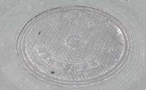 關(guān)于井蓋丟失的作文100字