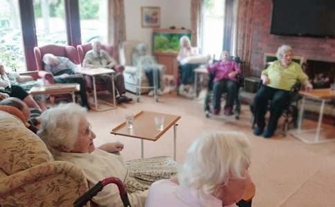 去敬老院小學(xué)作文500字