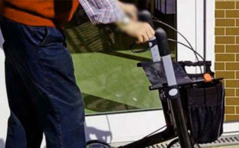 敬老院之行作文800字