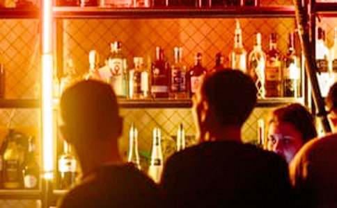 �ưɵĽ�(j��ng)��V���~180��