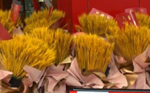 �_(k��i)�I(y��)��(g��)���R�~