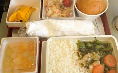 ����B�i��V�������Z(y��)180��