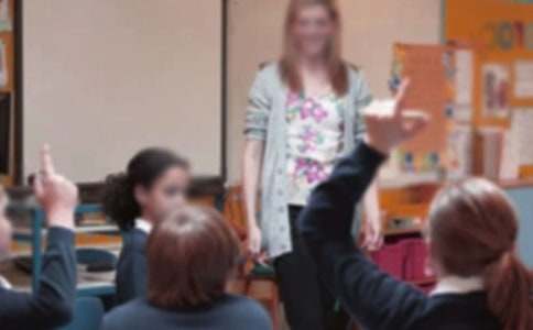 �ж��ώ��İ���(hu�� )�̰���ͨ��15ƪ��