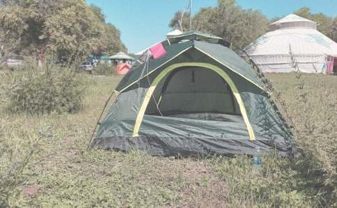 難忘的一次露營(yíng)作文