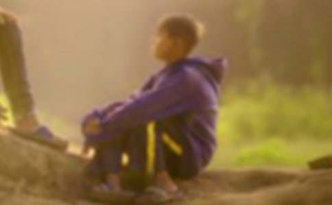 在風(fēng)雨中長(cháng)大的男孩小學(xué)作文