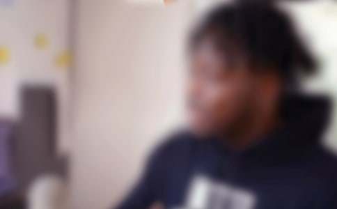 ��������Ц�ݵ��~�Z(y��)