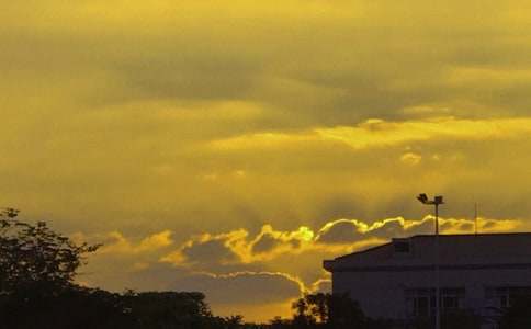 ���伴������