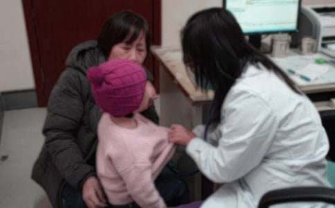 小班語(yǔ)言《小兔生病了》教案