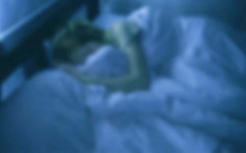 《全世界失眠》歌詞