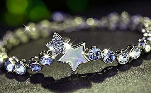 我學(xué)會(huì )了編手鏈三年級作文