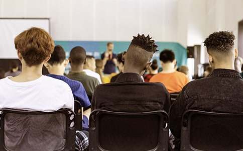 �и��~�R�}���}����