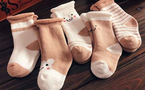 幫父母洗襪子小學(xué)作文400字(精選5篇)