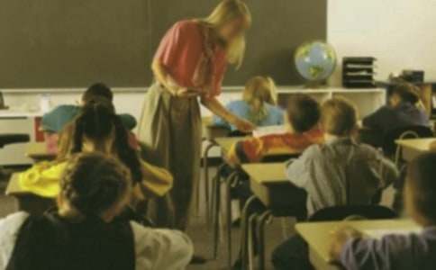 �茑(xi��)�Ԛ�ĵܵ�С�W(xu��)������