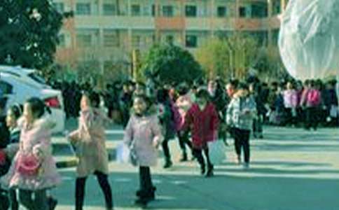 �����]��С�W(xu��)������900�ּ���ʮƪ