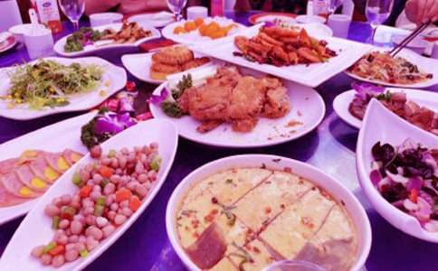 ���](m��i)�в�ɢ����ϯ����700��