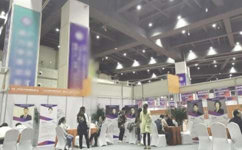 ��ͥ������Ƹ��(hu�� )С�W(xu��)����